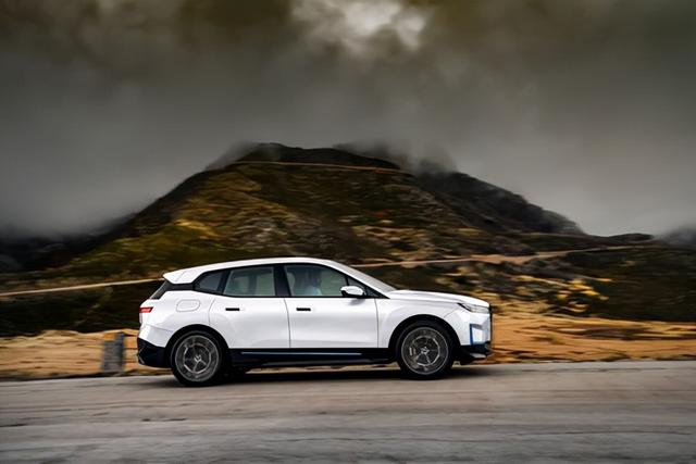 明年上市的重磅纯电SUV，宝马封顶之作iX，凯迪拉克回头率最高