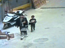 又一个孩子没了！危险井盖只是冰山一角，这4大隐患一定要小心