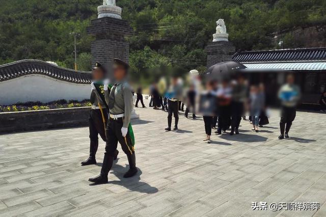 亲人在家里去世怎么办