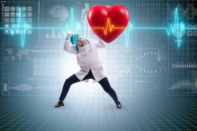 通心络和脑心通，二者益气活血、化瘀通络止痛，改善冠心病和脑梗