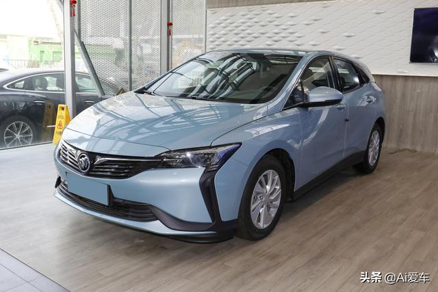 油电两用省钱，1.4L油耗合资省心家用车，无焦虑续航，微蓝6 PHEV