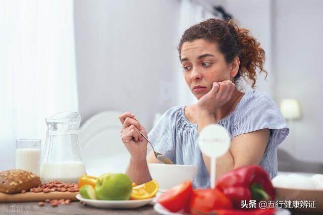 胃受寒恶心，肝受寒头痛，肾受寒肢冷！张仲景是如何温里散寒的？