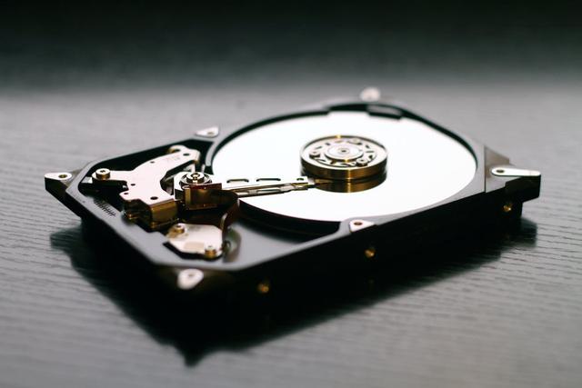 读写最高2000MB/s，小巧还有三防设计 - 金士顿移动固态硬盘XS2000