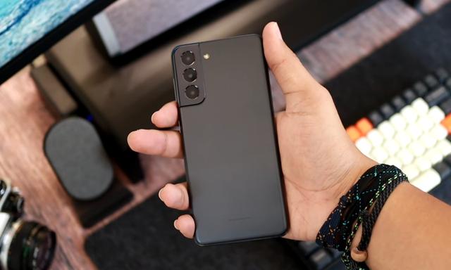 懂手机的人忠告：买手机不要关注这4点，有和没有都不重要