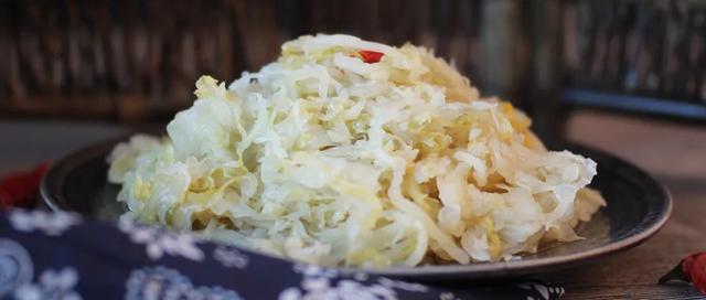 @辽宁人“猫冬儿”这样吃酸菜才健康