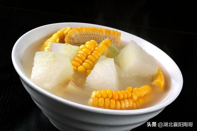 白露到，吃2粥，饮2水，喝2汤，润秋燥解秋乏，开启健康养生模式