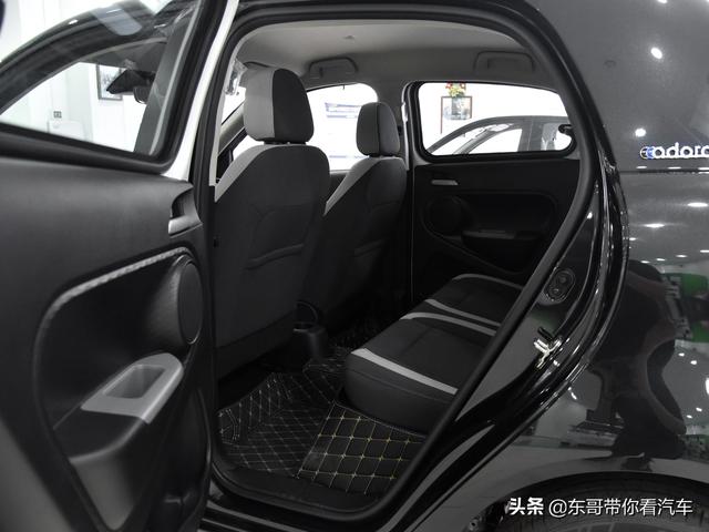 405km长续航带快充，小巧便宜的灵活代步车，实拍欧拉黑猫