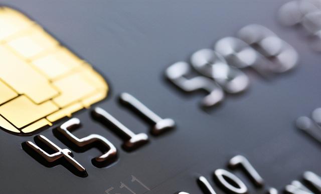 年利率4.9%的万能账户是什么鬼？