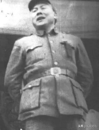 1934年，一“乞丐”硬闯根据地被拦，周总理见后惊呼：怎么是你？