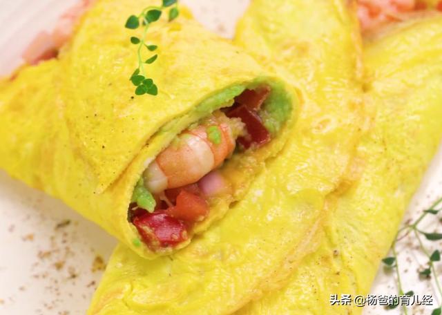 美味营养的牛油果鲜虾卷，烹饪简单，好吃又解馋，家中孩子特爱吃