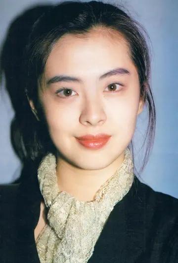 郑雪儿:10位消失的女港星，有人嫁富豪，有人破产，还有人孤独终老