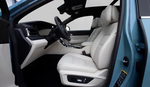 不充电也可以跑的电动车，自带发电系统的理想ONE，智能也不错