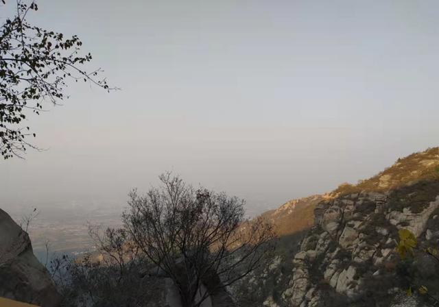 登封龙山旅途中的教育