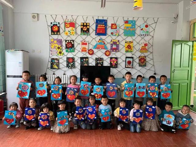 「童心筑梦 喜迎国庆」榆树幼儿园庆国庆手工制作活动