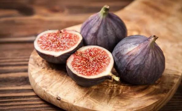 女人常吃无花果，好处或“不约而至”！但这3类人可别“凑热闹”