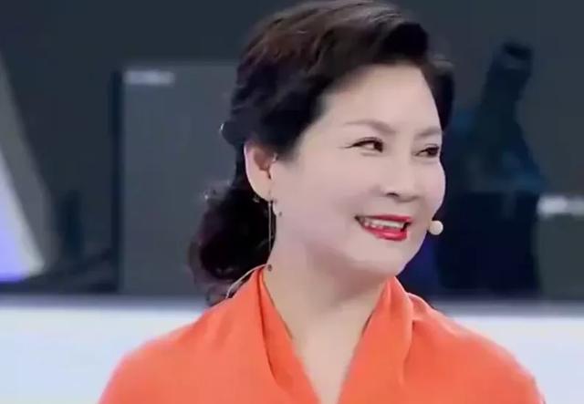 演员黄杨:经典小品女演员都去哪了？有的离世，有的模样大变，有的飞黄腾达