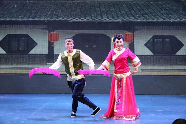 看秧歌东北民歌简介(世界戏剧日,你了解吉林省的戏剧形式吗?