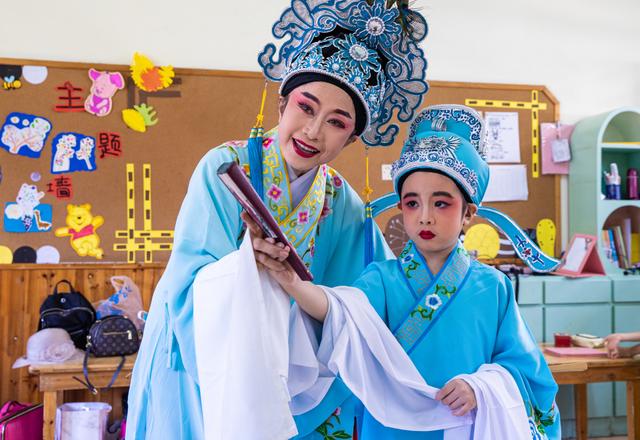 非遗传承庆国庆