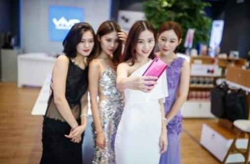 2021年内行人最爱的4款手机，小白跟着后面买，不再被坑