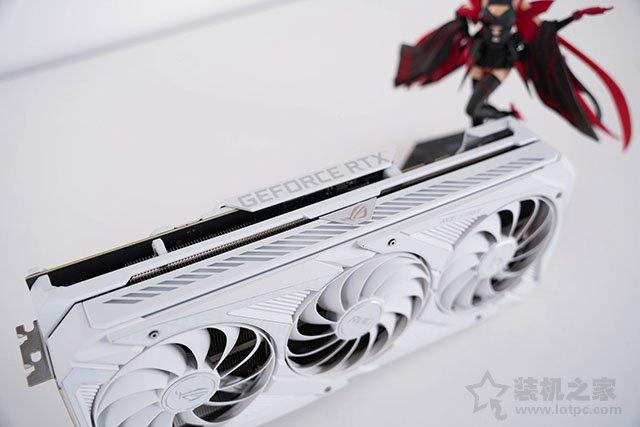 高顏值雪武戰姬純白主題，i7 11700K配RTX3070水冷主機方案