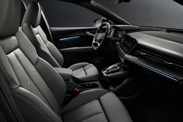 明年上市的重磅纯电SUV，宝马封顶之作iX，凯迪拉克回头率最高