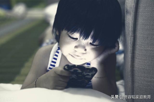 请停止对孩子抱怨，掌握家庭教育的核心点，孩子的未来才不用担心