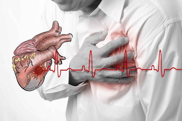 心脏出现问题时，脚部会有4种表现，若你有，及时检查心脏功能
