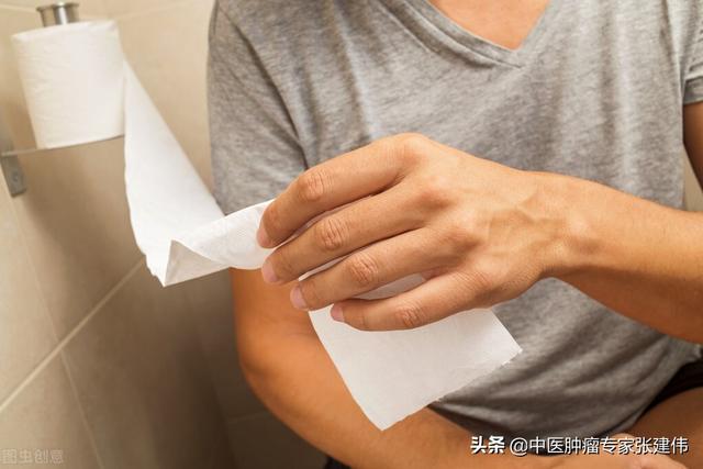 排便時出現這幾個癥狀，說明“便秘”了！老中醫教你調理便秘