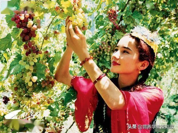 葡萄含多种有益健康的成分，但葡萄酒却有害健康，这是为什么呢