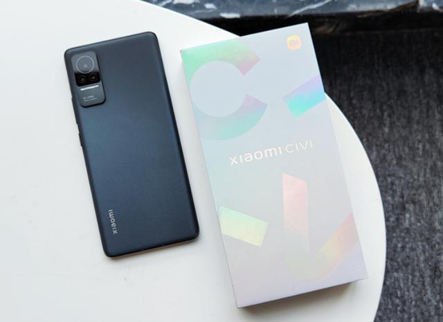 想换手机，纠结了好久入手了小米Civi，颜值和配置没有让我失望