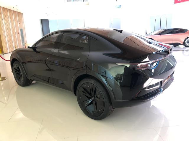 恒大新能源汽车样车实拍