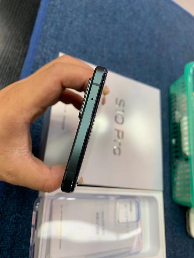自拍与直播神器手机——VIVO  S10PRO