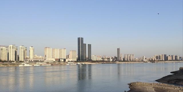 湖北十三市(州)未来最高建筑——武汉世界级，荆州襄阳将有摩天楼