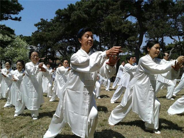 每晚坚持“踮脚”运动，半年时间过去了，身体会怎样？