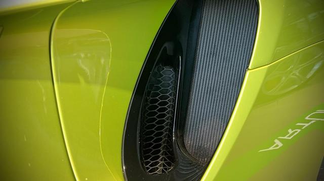 迈凯伦新车选择了V6+混动，究竟是进化还是退化？