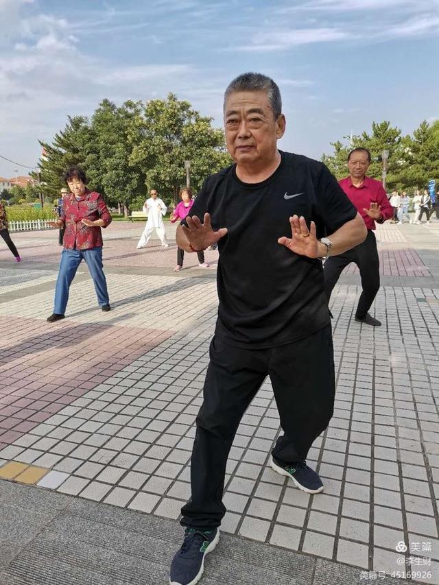 走进紫晨广场：文/李生财，图/郭翠枝