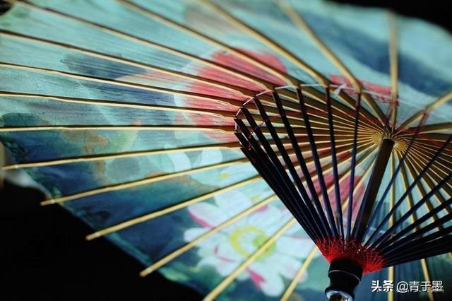 雨巷诗人是谁（戴望舒雨巷赏析）