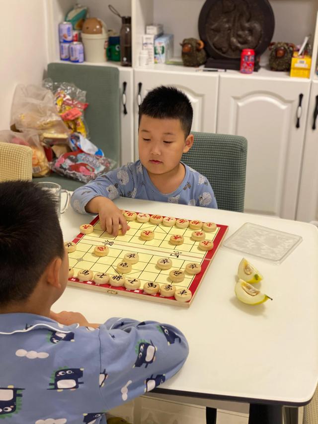 挣钱和陪孩子哪个重要