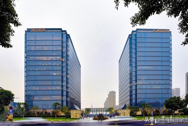 浙江温州2021富豪榜大洗牌，首富宝座易主，2张新面孔进前十