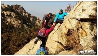 爬山，從看山不是山，到現在的看山是山看水是水，真是五味雜陳