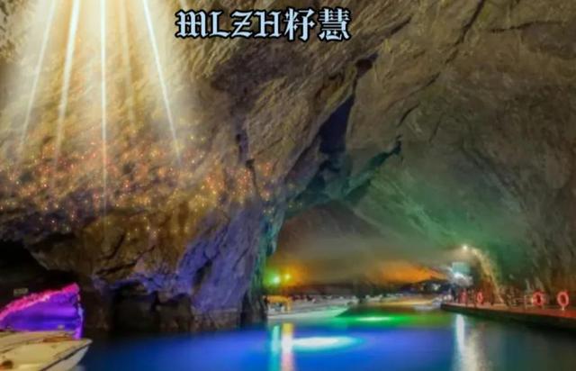 遼甯北溪有座神秘的九曲銀河天然水洞，是世界最長的地下暗河