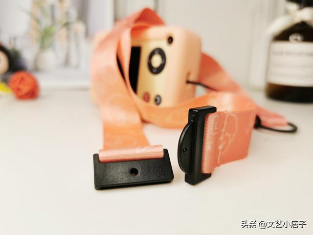 小糖智能玩具相机，用相机记录童年妙思