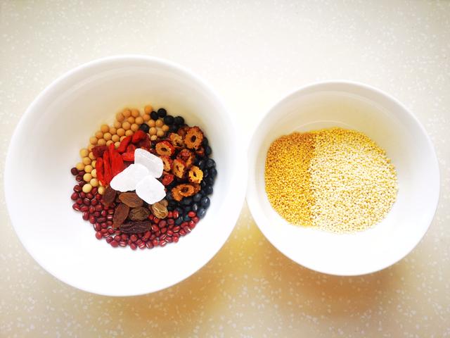 今天早餐吃什么？9种配料的杂粮米糊+豆腐乳