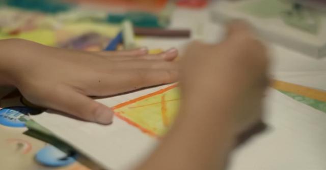 望子成龙，望女成凤，一部短片讲透中国家庭育儿烦恼