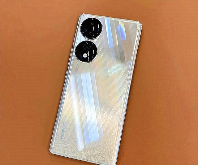 华为 nova7 和荣耀 10 哪个好（华为 Nova10 与荣耀 70 对比）(6)