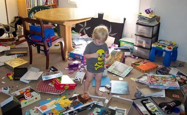 家里有个熊孩子