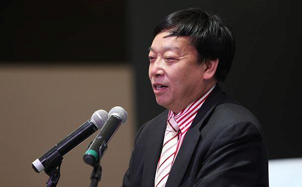 40亿“庞氏骗局”庞青年，曾称“汽车加水就能跑”，为何消失了？