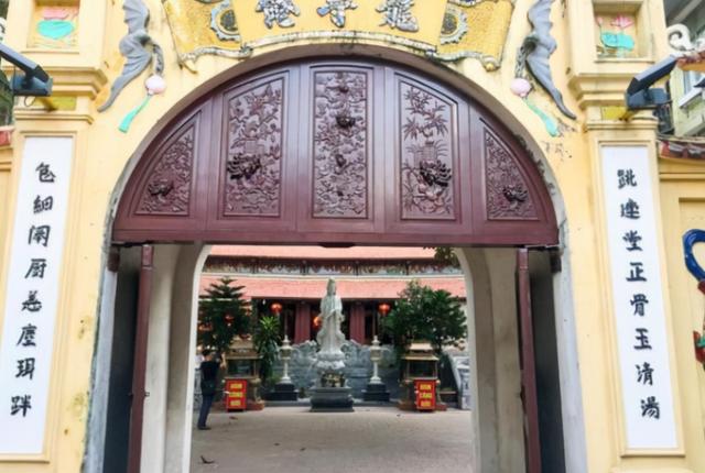 越南百年古寺廟存在大量的漢字，當地人不認識，以爲只是裝飾？