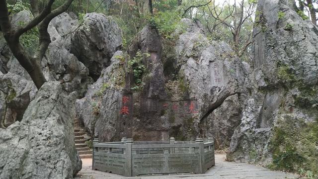 浙江這座178米小山，竟是皇城遺址？大多數人的杭州玩法，有遺憾