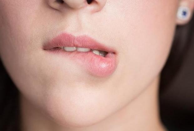 家长请注意：隐藏在孩子可爱动作之后的，可能是口腔健康危机